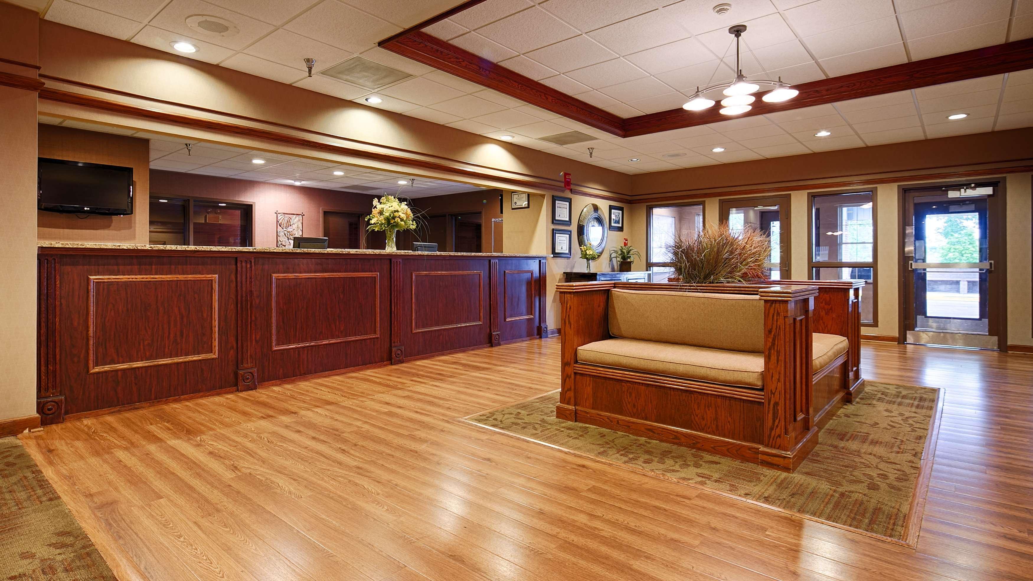 Best Western Plus Steeplegate Inn Davenport Kültér fotó