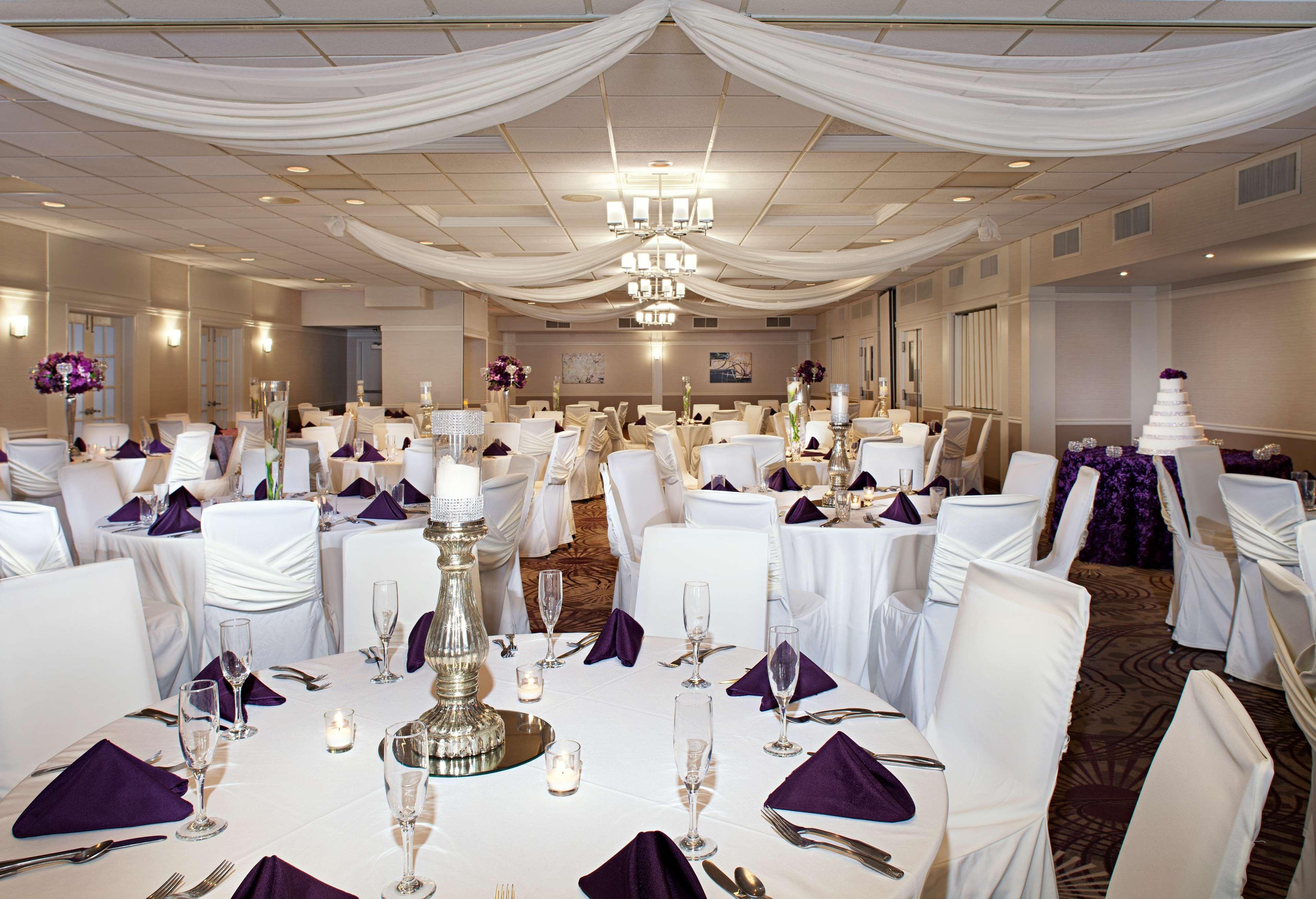 Best Western Plus Steeplegate Inn Davenport Kültér fotó