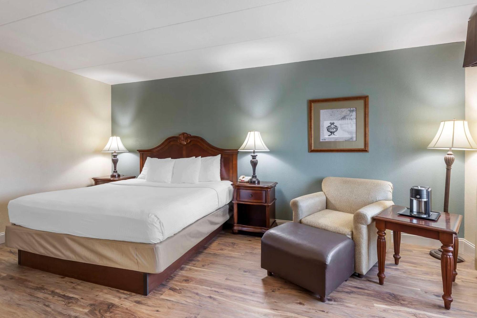 Best Western Plus Steeplegate Inn Davenport Kültér fotó