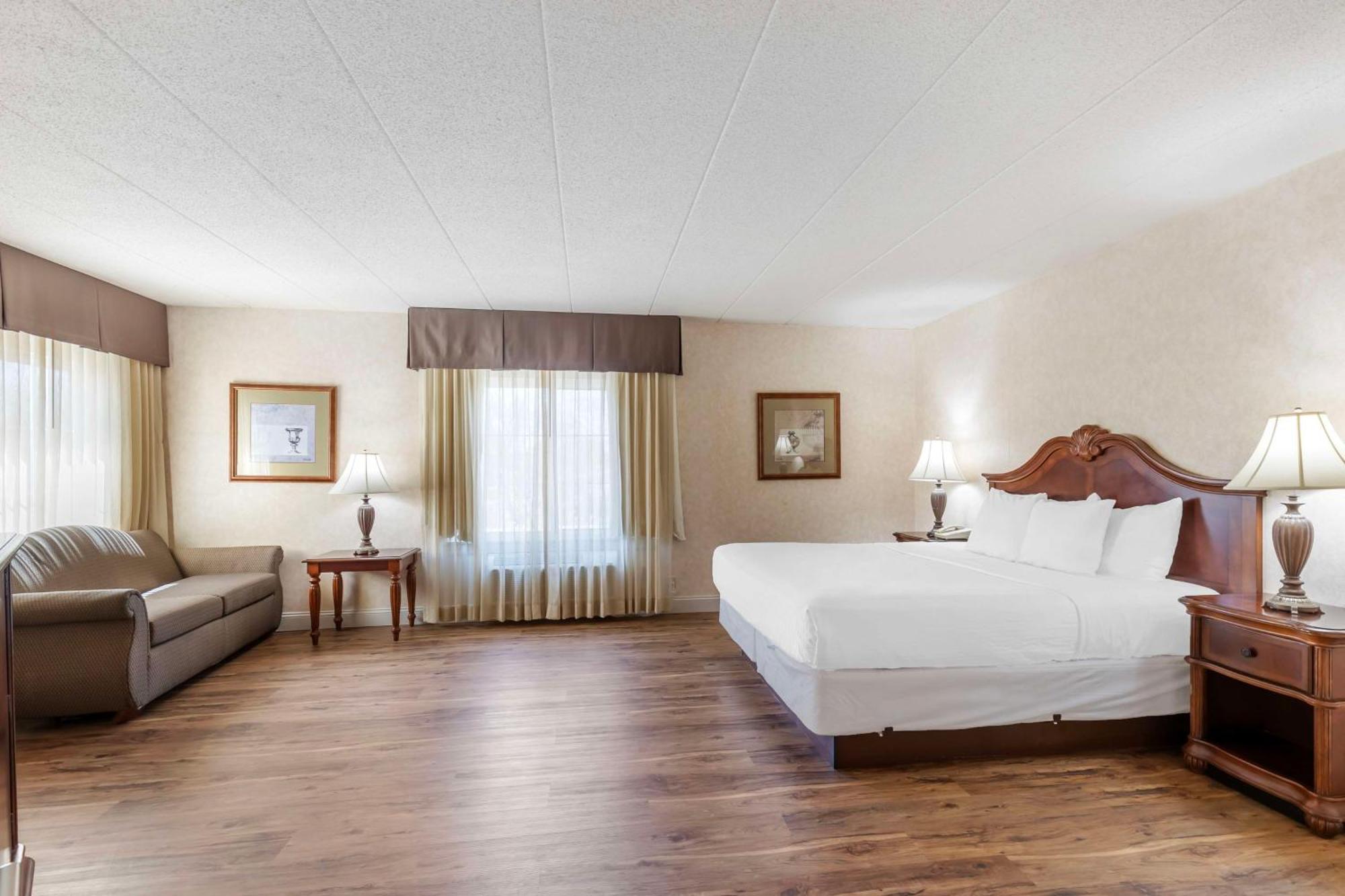 Best Western Plus Steeplegate Inn Davenport Kültér fotó